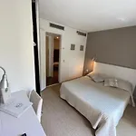 L'orangeraie 호텔 3*